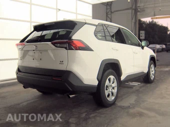 2025 Toyota RAV4 LE - miniatura 4