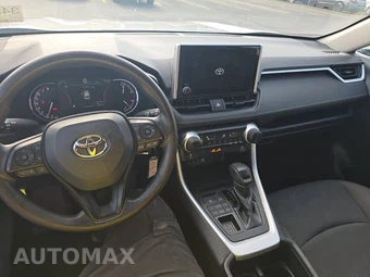 2025 Toyota RAV4 LE - miniatura 11