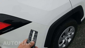 2025 Toyota RAV4 LE - miniatura 34