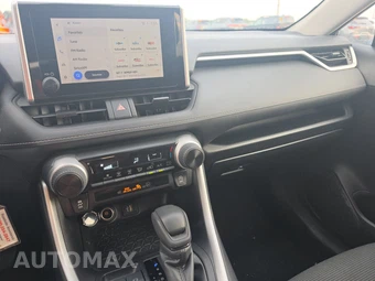 2025 Toyota RAV4 LE - miniatura 11