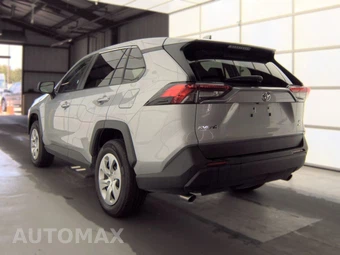 2025 Toyota RAV4 LE - miniatura 6