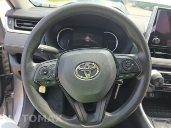 2025 Toyota RAV4 LE - miniatura 10