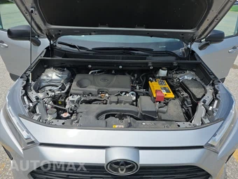 2025 Toyota RAV4 LE - miniatura 15