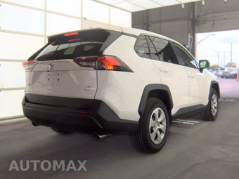 2025 Toyota RAV4 LE - miniatura 4