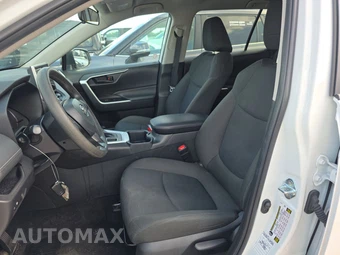 2025 Toyota RAV4 LE - miniatura 7