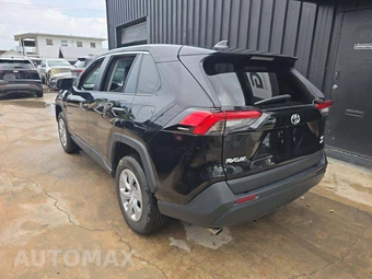 2025 Toyota RAV4 LE - miniatura 2