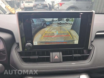 2025 Toyota RAV4 LE - miniatura 24