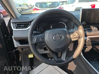 2025 Toyota RAV4 LE - miniatura 10