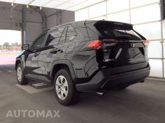 2025 Toyota RAV4 LE - miniatura 6