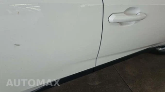 2025 Toyota RAV4 LE - miniatura 24