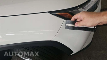 2025 Toyota RAV4 LE - miniatura 22
