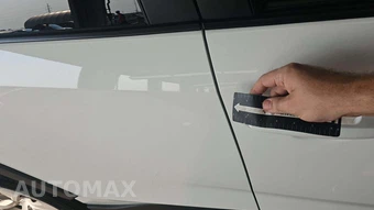 2025 Toyota RAV4 LE - miniatura 28