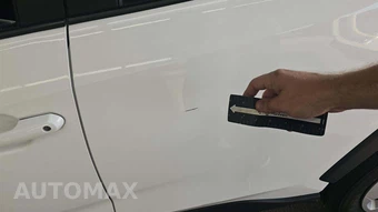 2025 Toyota RAV4 LE - miniatura 36