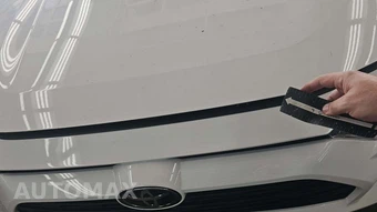 2025 Toyota RAV4 LE - miniatura 41
