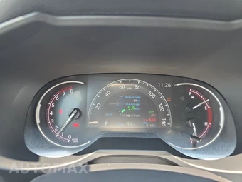 2025 Toyota RAV4 LE - miniatura 12