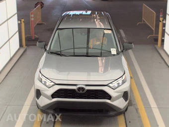 2025 Toyota RAV4 LE - miniatura 2