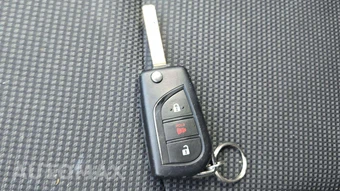2025 Toyota RAV4 LE – miniatura 19