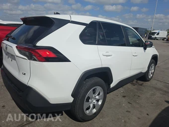 2025 Toyota RAV4 LE - miniatura 4