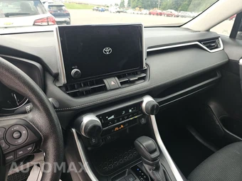 2025 Toyota RAV4 LE - miniatura 17