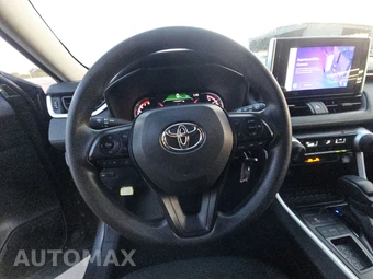 2025 Toyota RAV4 LE - miniatura 10