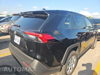 2025 Toyota RAV4 LE - miniatura 4