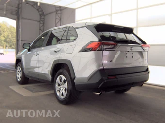 2025 Toyota RAV4 LE - miniatura 6
