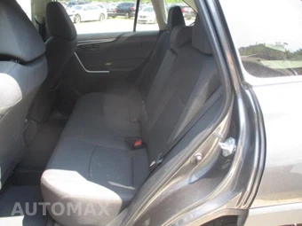 2025 Toyota RAV4 LE - miniatura 11