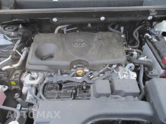 2025 Toyota RAV4 LE - miniatura 18