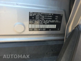 2025 Toyota RAV4 LE - miniatura 14