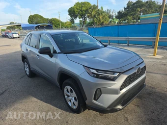 2025 Toyota RAV4 LE - miniatura 3