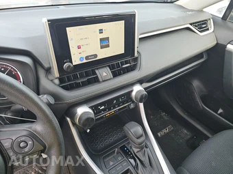 2025 Toyota RAV4 LE – miniatura 11
