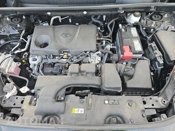 2025 Toyota RAV4 LE – miniatura 15
