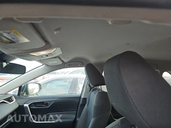 2025 Toyota RAV4 LE – miniatura 18