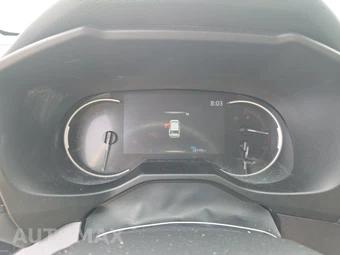 2025 Toyota RAV4 LE - miniatura 12