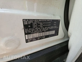 2025 Toyota RAV4 LE - miniatura 14