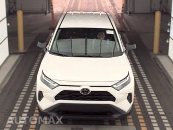 2025 Toyota RAV4 LE - miniatura 2