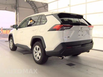 2025 Toyota RAV4 LE - miniatura 6