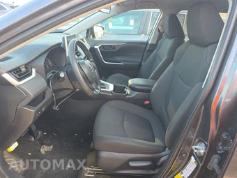 2025 Toyota RAV4 LE – miniatura 7