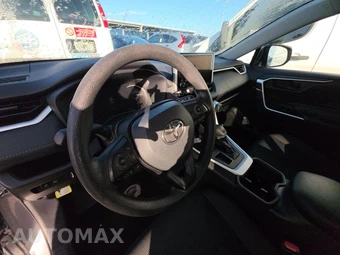 2025 Toyota RAV4 LE - miniatura 10