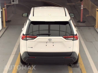 2025 Toyota RAV4 LE – miniatura 5