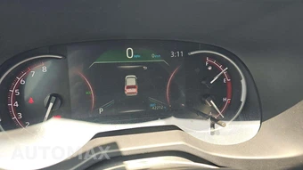 2025 Toyota RAV4 LE – miniatura 17