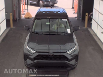 2025 Toyota RAV4 LE – miniatura 2