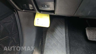 2025 Toyota RAV4 LE – miniatura 20