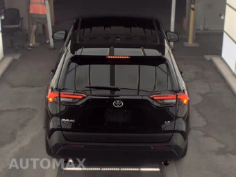 2025 Toyota RAV4 LE - miniatura 5