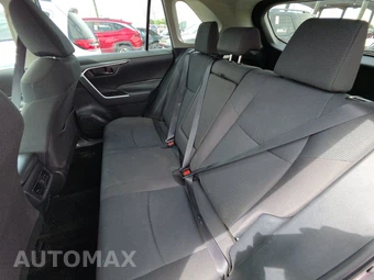 2025 Toyota RAV4 LE - miniatura 13