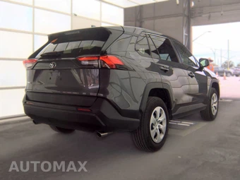 2025 Toyota RAV4 LE - miniatura 4