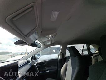 2025 Toyota RAV4 LE - miniatura 17
