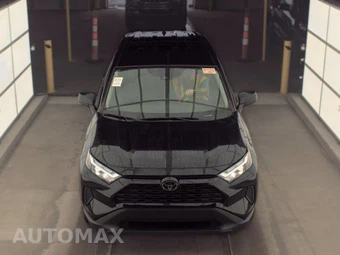2025 Toyota RAV4 LE - miniatura 2