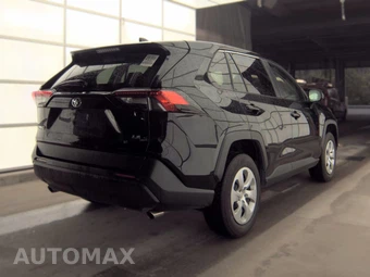 2025 Toyota RAV4 LE - miniatura 4