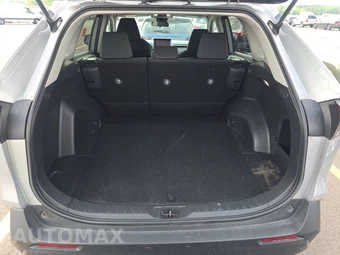 2025 Toyota RAV4 LE - miniatura 16